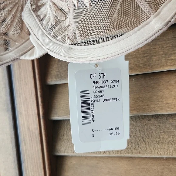 NWT Wacoal Bra Sheer Underwire Un-lined Neutral Tan Beige - Picture 4 of 8